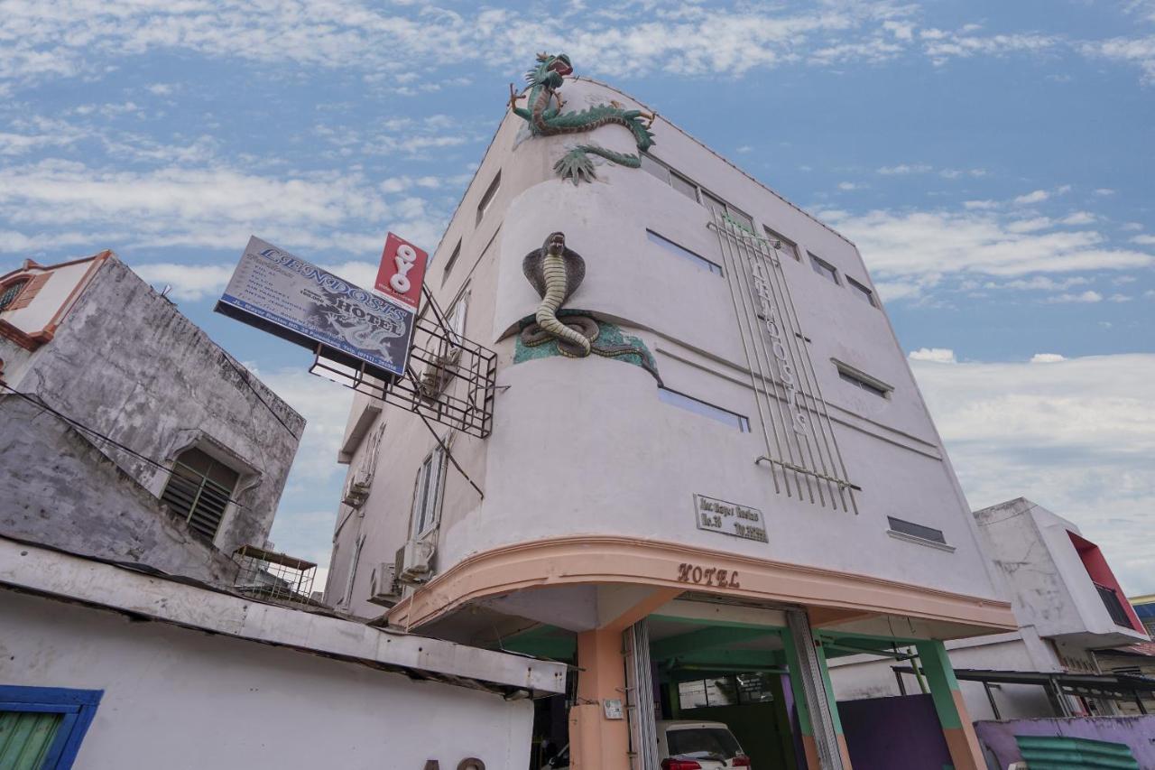 Oyo 1495 Hotel Lendosis 巨港 外观 照片