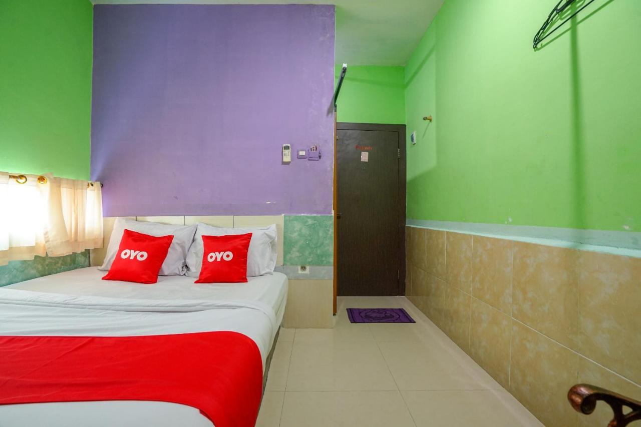 Oyo 1495 Hotel Lendosis 巨港 外观 照片